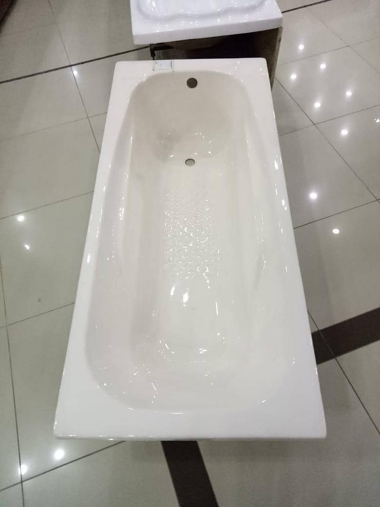 bath tub 9