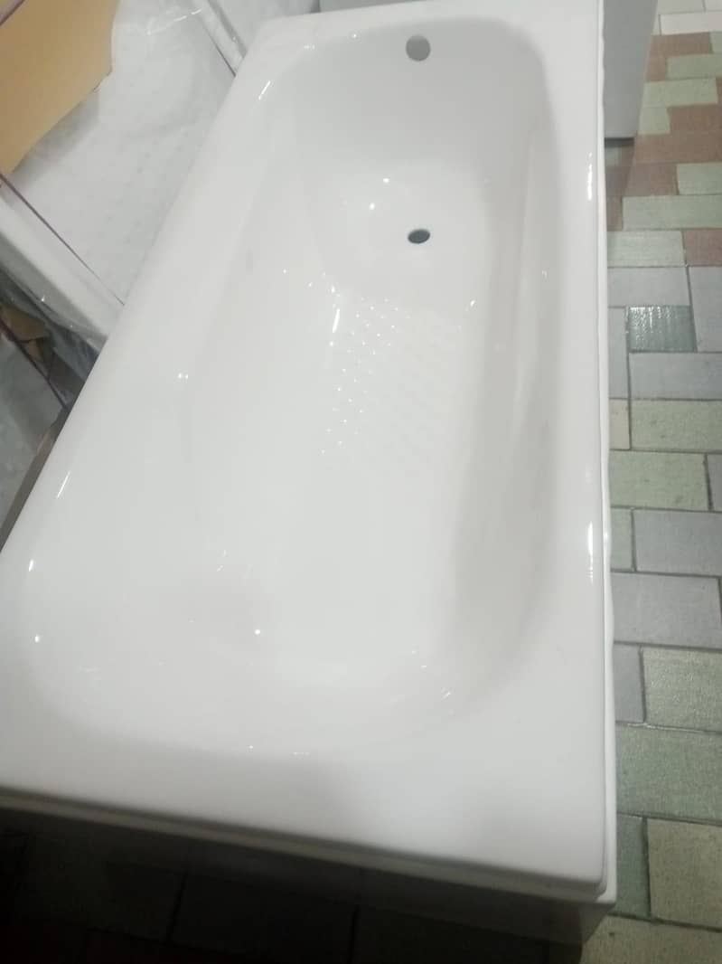 bath tub 11
