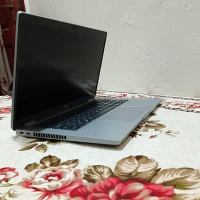 Dell Latitude i5 10generation  - Touch