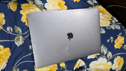 MacBook pro 2019