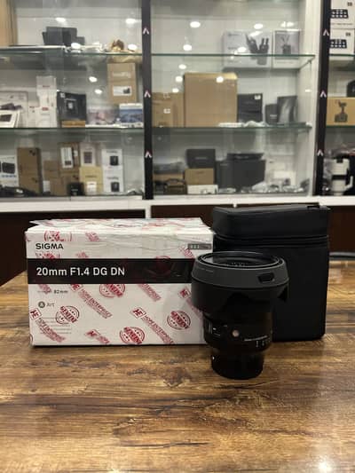 Sigma 20mm F1.4 DG DN Art Lens — Excellent Condition