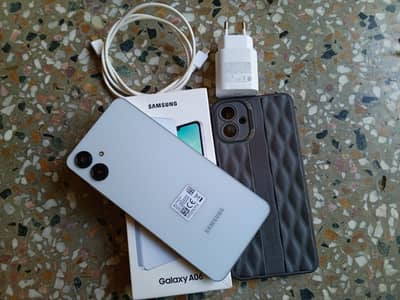Samsung A06 128GB 10/10  in warranty. No Exchange offers