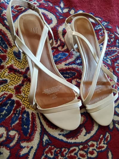 comfort /soles / luxury/style Mile