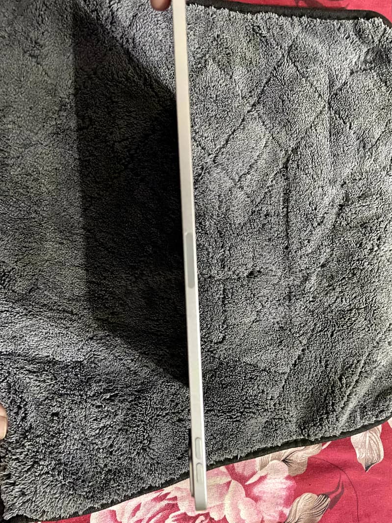 Ipad pro M2 4