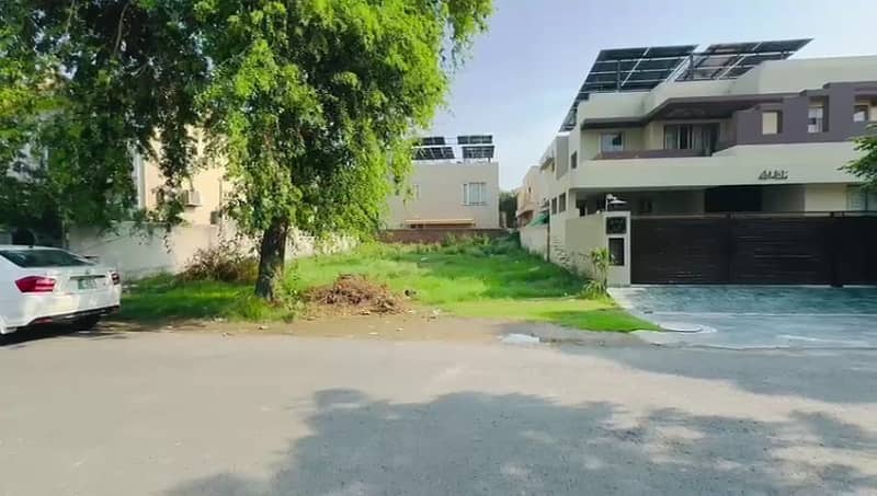 Plot Number Near 47 DB Pole Clear Plot 8