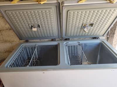 Deep Freezer for Sale – Fast Cooling, Excellent Condition
