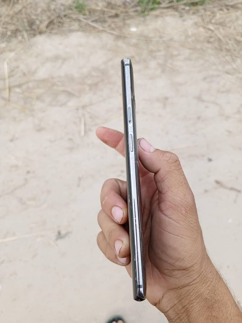 ONE PLUS 7 PRO 3