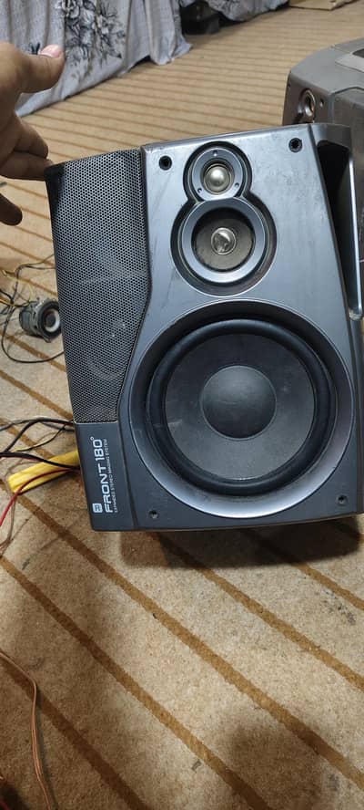 Aiwa speakers