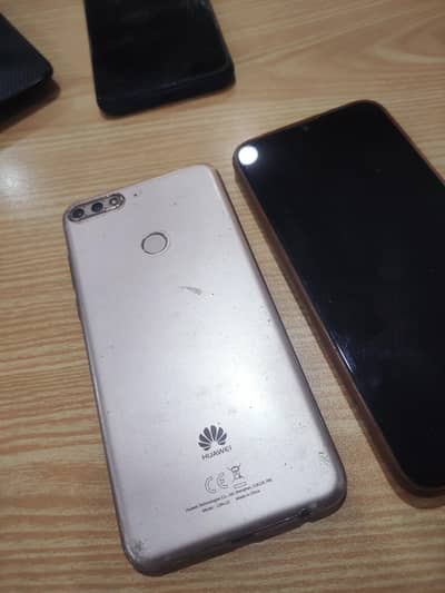 Budget Deal: 3 Mobiles + iPad – All Operational – PTA / Non-PTA Mix