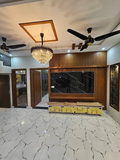 10 Marla Brand New Upper Portion Available For Rent