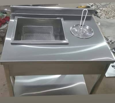 double deep fryer  /  dough mixer / pizza oven