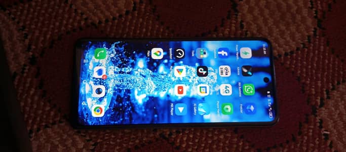 Infinix Hot 40 8+8/256  10/10 box Sath hai