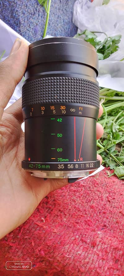 used camera lens in very neat condition