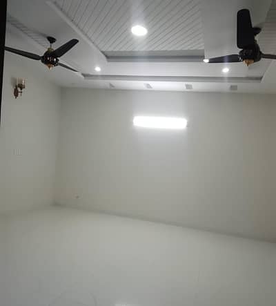 Top City 1 - Block A Upper Portion Sized 10 Marla For rent