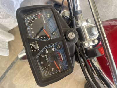 Honda 125 2014 model total genuine for sale !!!!