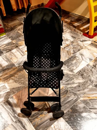 Baby stroller with rig-liner seat