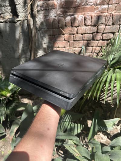 PS 4 SLIM - 500GB