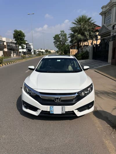 Honda Civic Oriel 1.8 i-VTEC CVT 2018 – Luxury & Performance Combined!