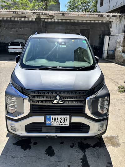 MITSUBISHI EK X TURBO HYBRID 4WD