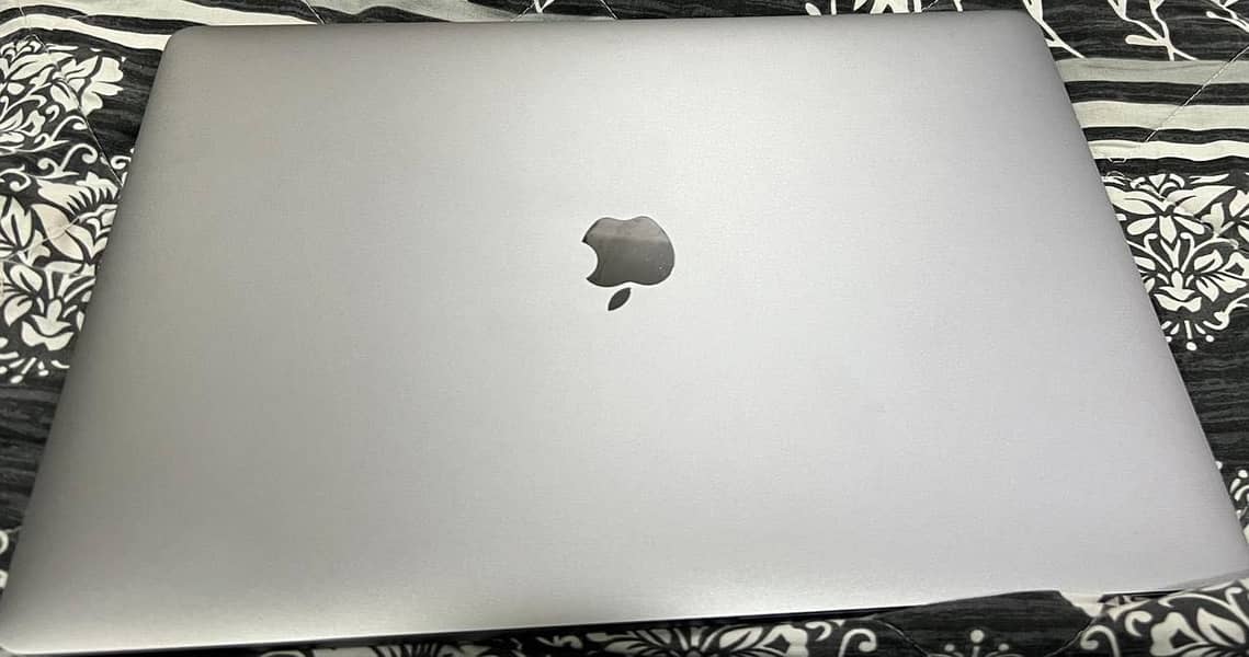 Macbook Pro 2018 1
