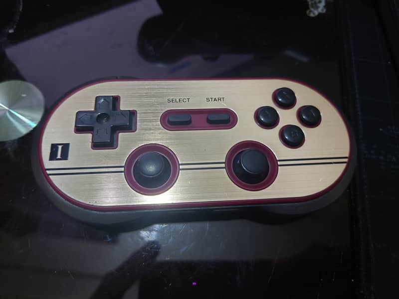 8Bitdo FC30 Pro Controller 0