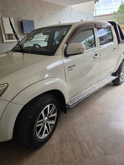 Toyota Hilux 2016 Double Cab 4x4 for Sale
