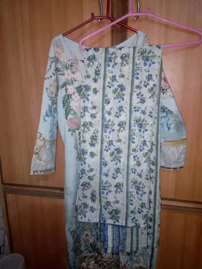 2 Piece Lawn Suit – Good Condition