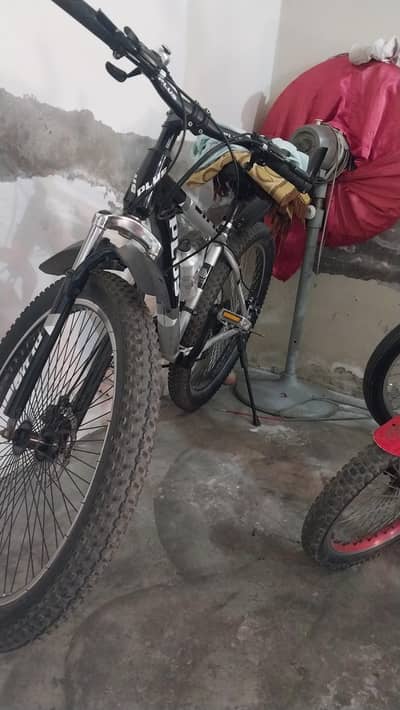 2 cycle for sail size 20"   or  26"