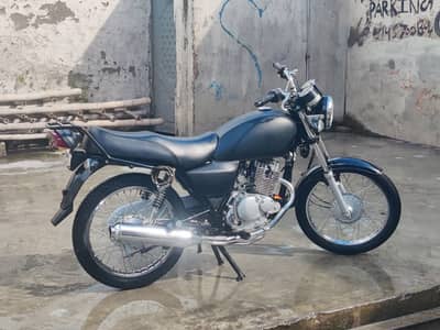 Suzuki GS 150 SE (2023) – Matte Black – Lush Condition – Low Mileage