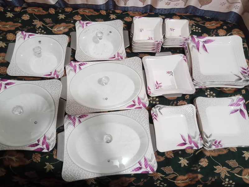 Melamine Dinner Set 0