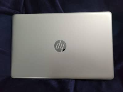 HP laptop 15 -  8gb - 256gb - 10th gen 2gb graphics