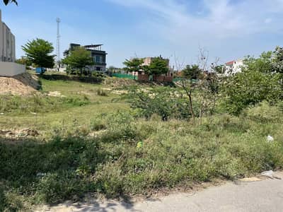 Prime Location 1 Kanal Plot for Sale in N Block DHA Phase 6 Lahore