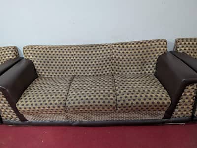 Sofa Set for Sale – Good Condition