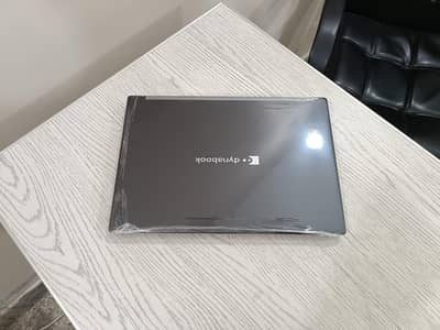 Toshiba Portege X30L-K core i5 12th gen i5-1240P 12 cores Ddr5 ram