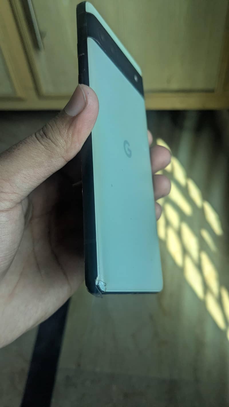 Google pixel board 2