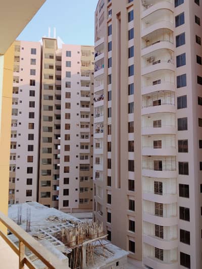 6TH FLOOR CORNER Luxury 4 Bedrooms With Drawing And Dining Areas Flat For Sale In Burj Ul Harmain Tower, Scheme 33