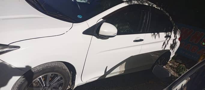 Honda city 1.5 model 2023. Direct number 03219504284