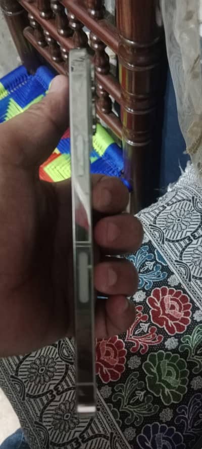 i phone 13 pro max white colour