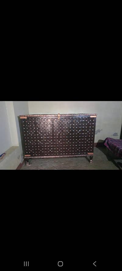 wooden tarunq sandooq