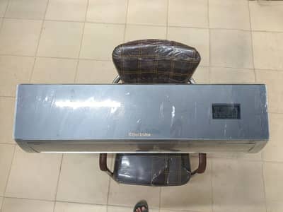 Electrolux 1.5 ton DC inverter Genuine all okay (0306/4462/443) Topset