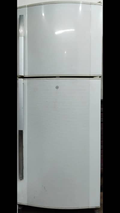 Dowlance refrigerator model no 9188 WBM medium size