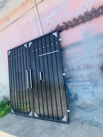 New brad  phone  03179501363