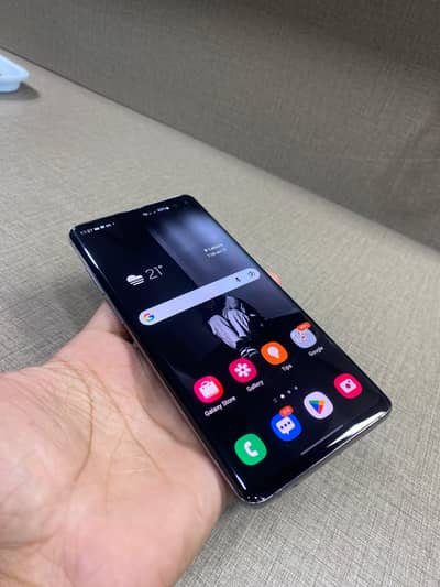 samsung Galaxy s10 plus 8GB 128Gb