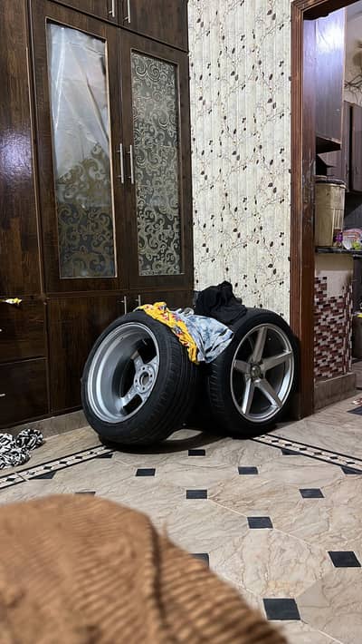 Vossen cv3 17 inch 4 nut