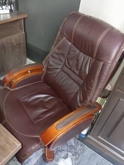 Premium Executive Office Chair for Sale