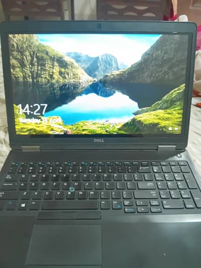 Dell laptop latitude/ canon 450d camera / 5 in 1 Heat press machine