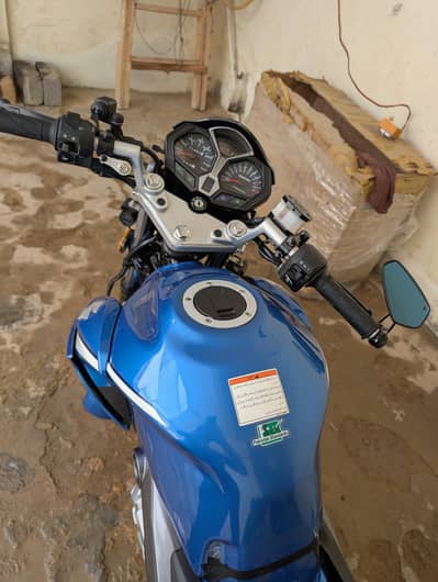 Suzuki gsx 125