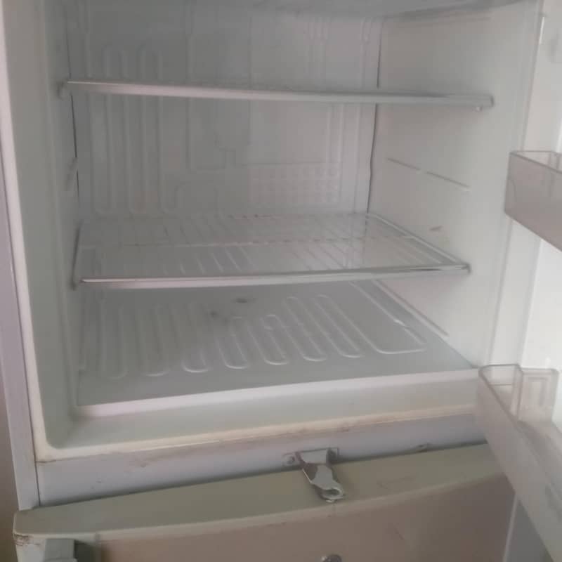 refrigerator 5
