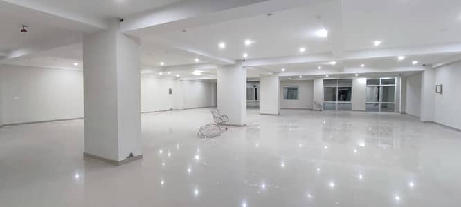 10,000 Sqft New Office Floor with Lift, Parking available for Rent