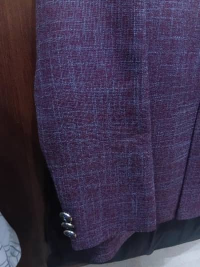 Chest 16.5 length 28